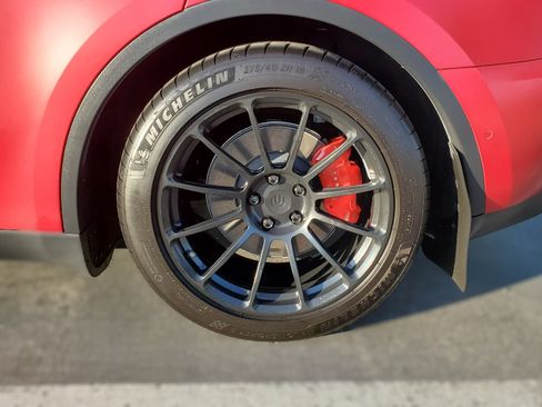 Used 2020 Tesla Model Y Performance image 12