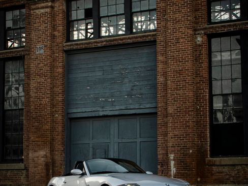 Used 2004 BMW Z4 2.5i image 5