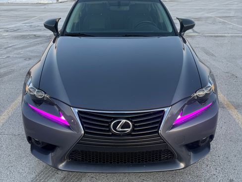 Used 2016 Lexus IS 300 AWD image 2