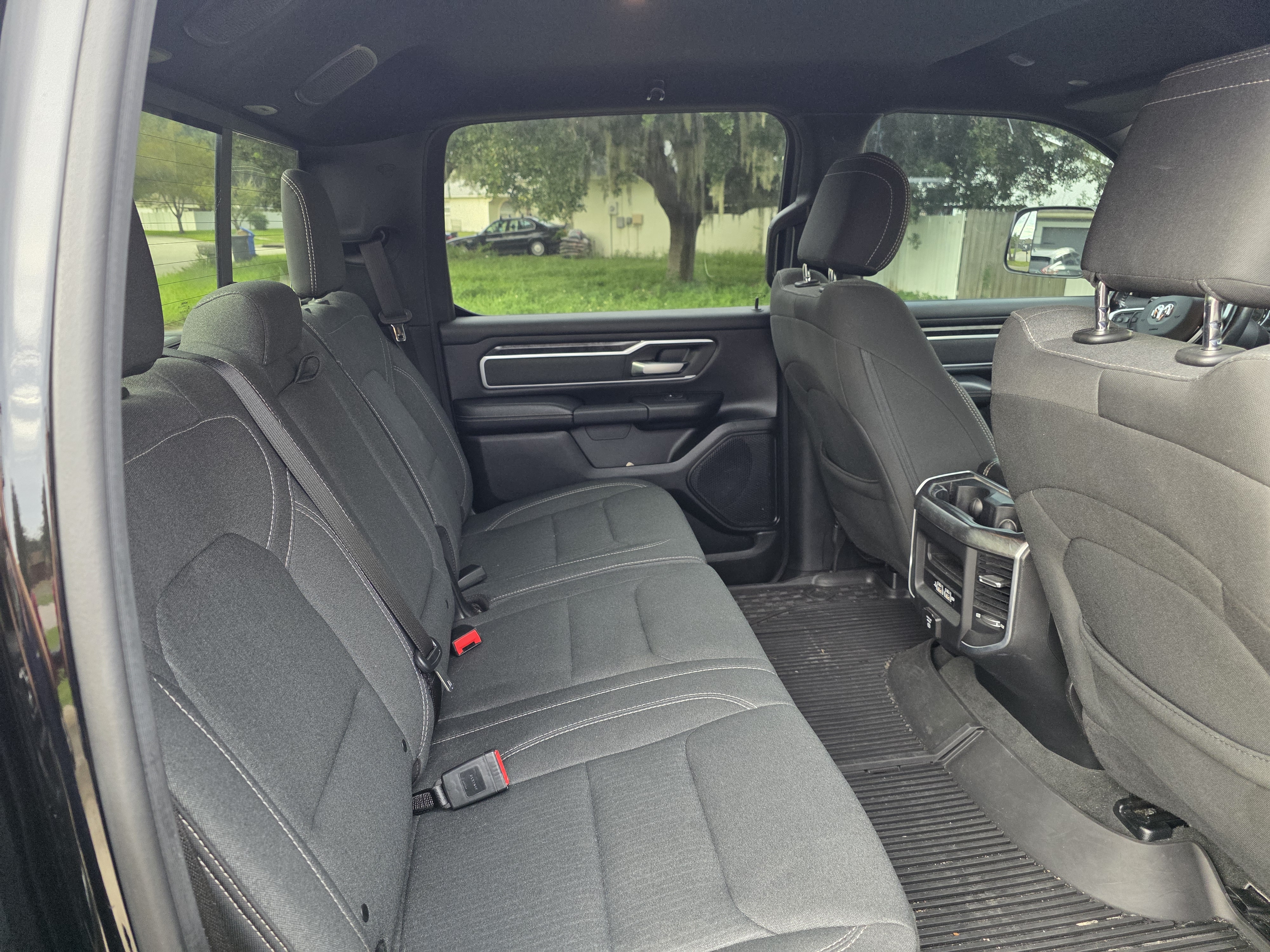 Used 2019 RAM 1500 Big Horn AWD/4WD image 10