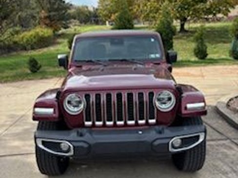 Used 2021 Jeep Wrangler Unlimited Sahara w/ Cold Weather Group image 6