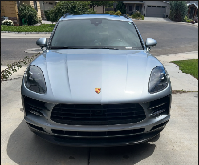 Used 2021 Porsche Macan AWD/4WD image 1