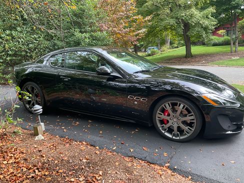 Used 2014 Maserati GranTurismo MC image 2