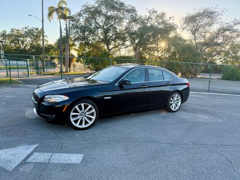 Used 2013 BMW 535i xDrive Sedan image 4