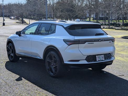 Used 2025 Chevrolet Equinox EV RS image 6