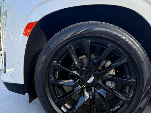 Used 2021 Cadillac Escalade ESV Sport Platinum w/ LPO, ONYX Package image 13