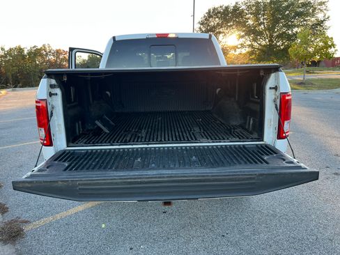 Used 2015 Ford F150 XLT w/ Equipment Group 301A Mid image 10