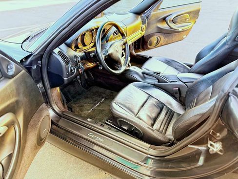 Used 2002 Porsche 911 Targa image 18