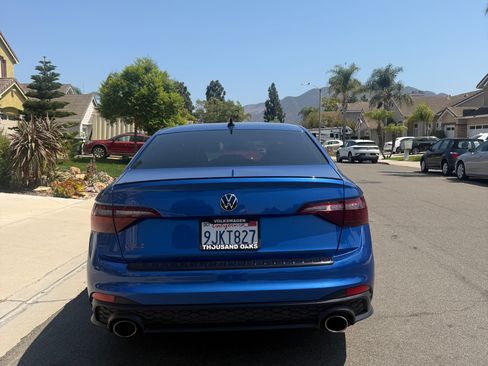 Used 2024 Volkswagen Jetta GLI 40th Anniversary Edition FWD image 5