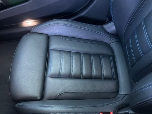 Used 2021 BMW 330i xDrive Sedan w/ M Sport Package image 13