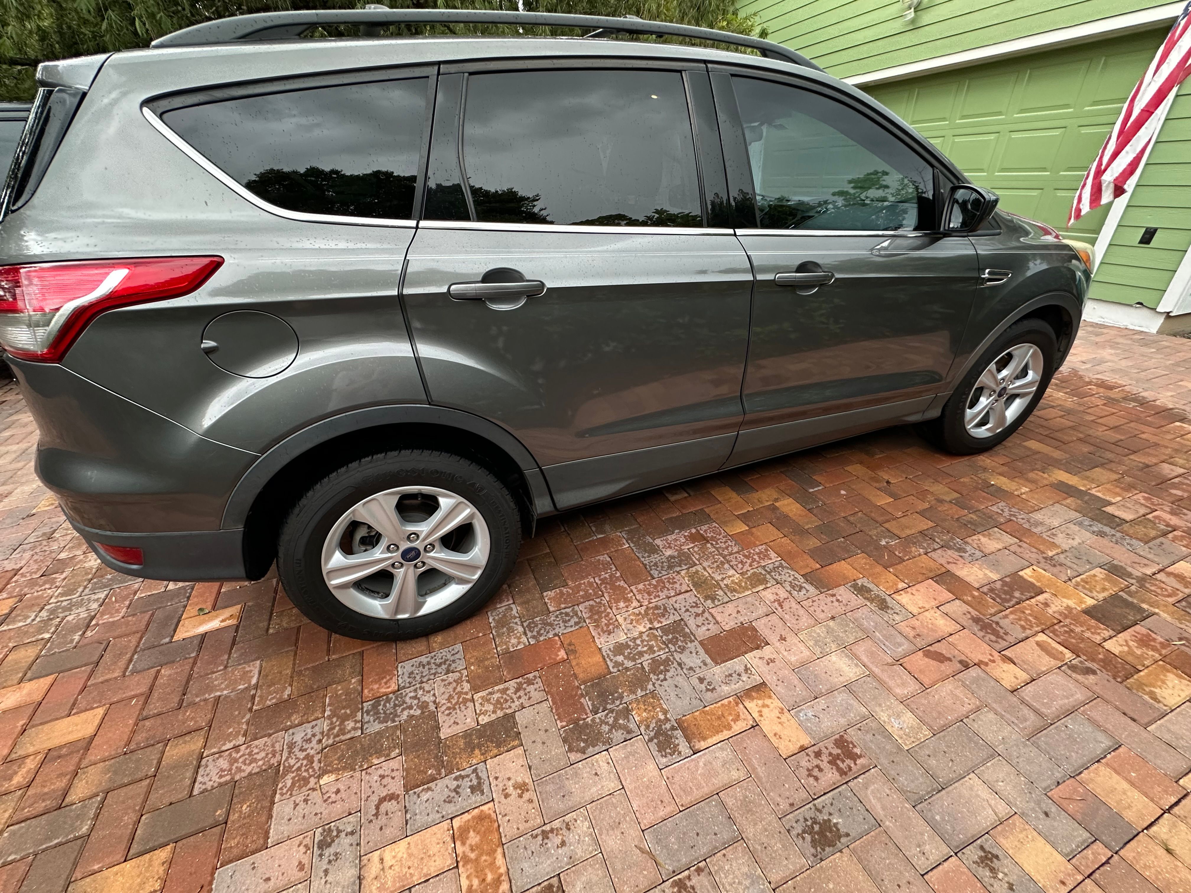 Used 2014 Ford Escape SE w/ Equipment Group 201A FWD image 4