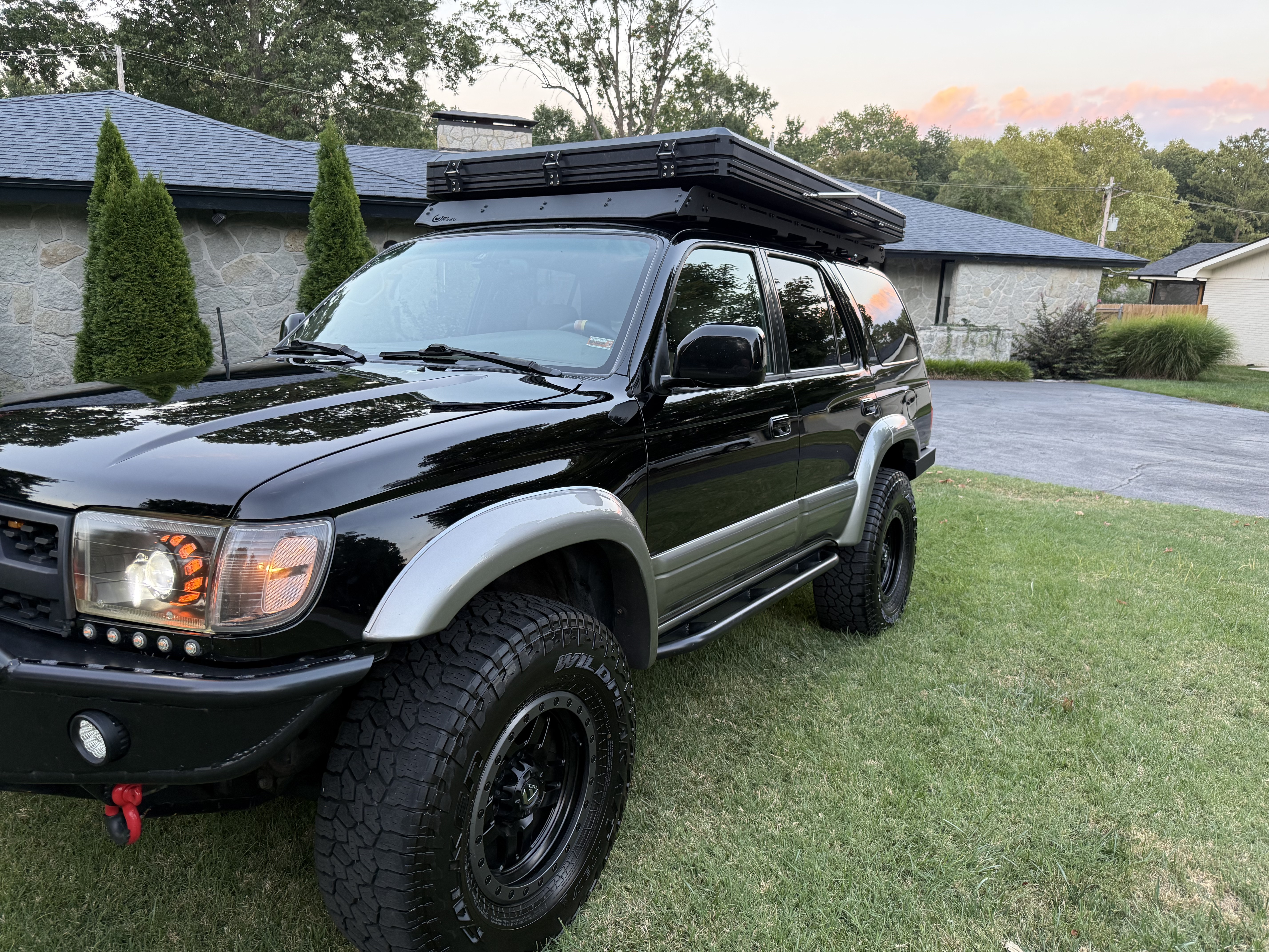 Used 2001 Toyota 4Runner Limited AWD/4WD image 8