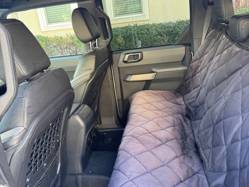 Used 2023 Ford Bronco Black Diamond image 12