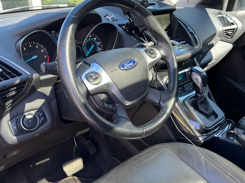 Used 2014 Ford Escape Titanium AWD/4WD image 10