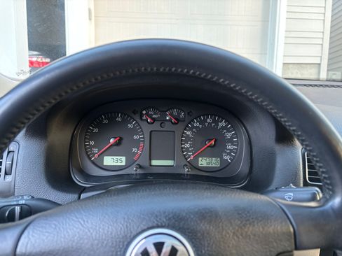 Used 2002 Volkswagen Jetta GLS FWD image 10