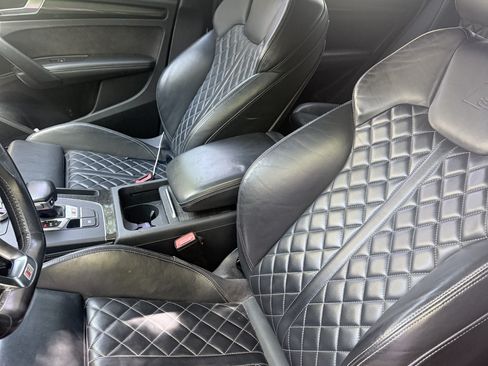 Used 2019 Audi SQ5 Prestige w/ Prestige Package AWD/4WD image 2