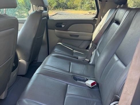 Used 2007 Chevrolet Tahoe LT w/ LT Preferred Equipment Group image 9