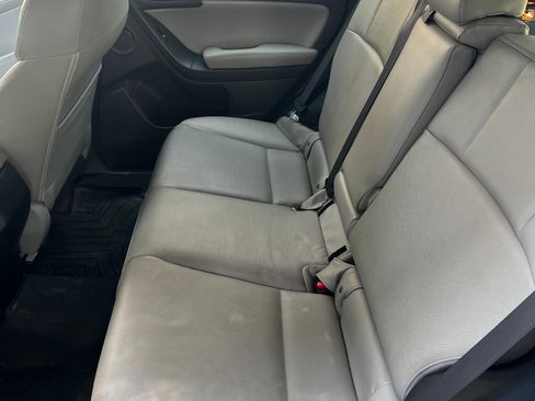 Used 2015 Subaru Forester 2.5i Limited AWD/4WD image 10