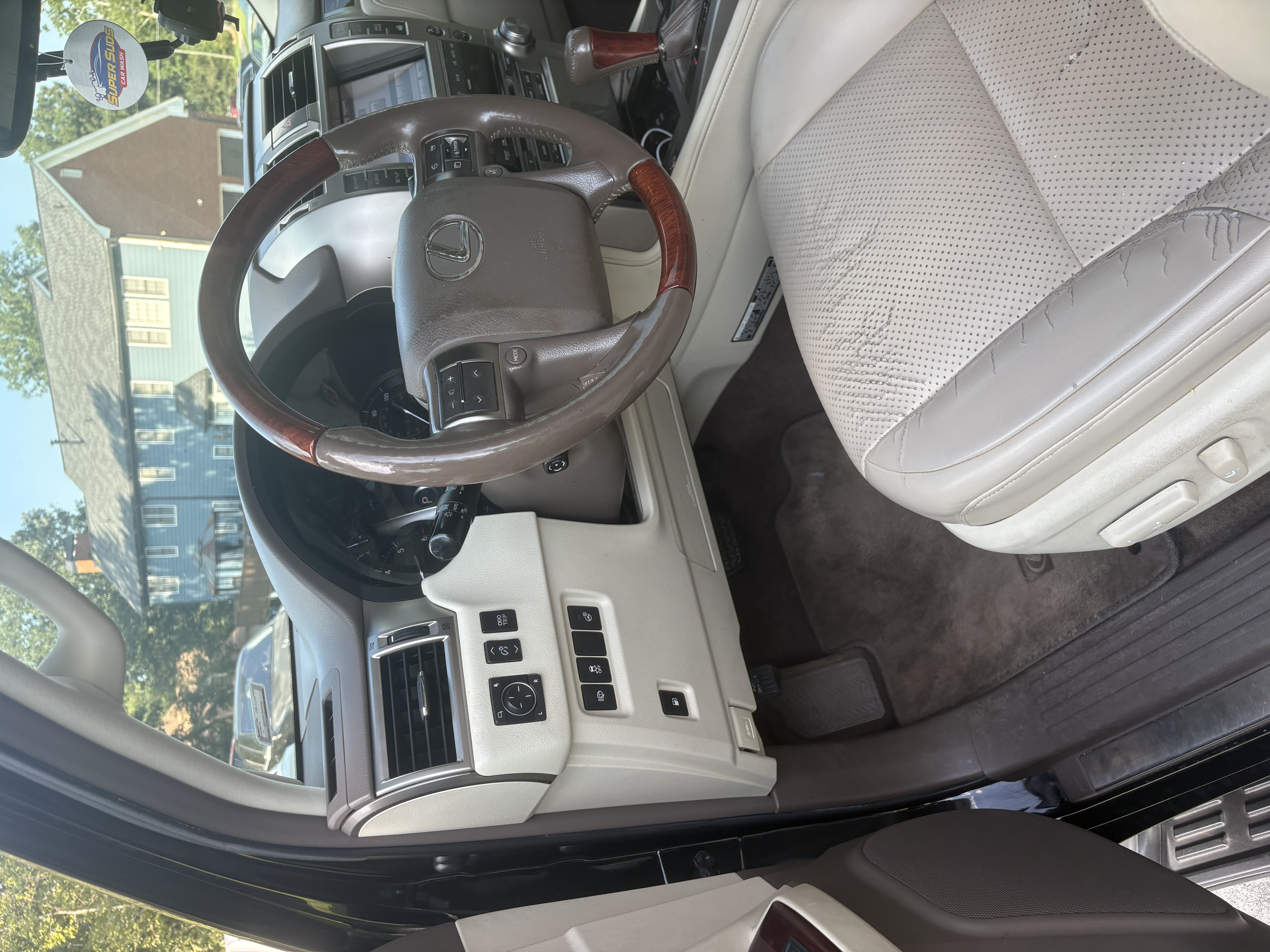 Used 2012 Lexus GX 460 Premium AWD/4WD image 2