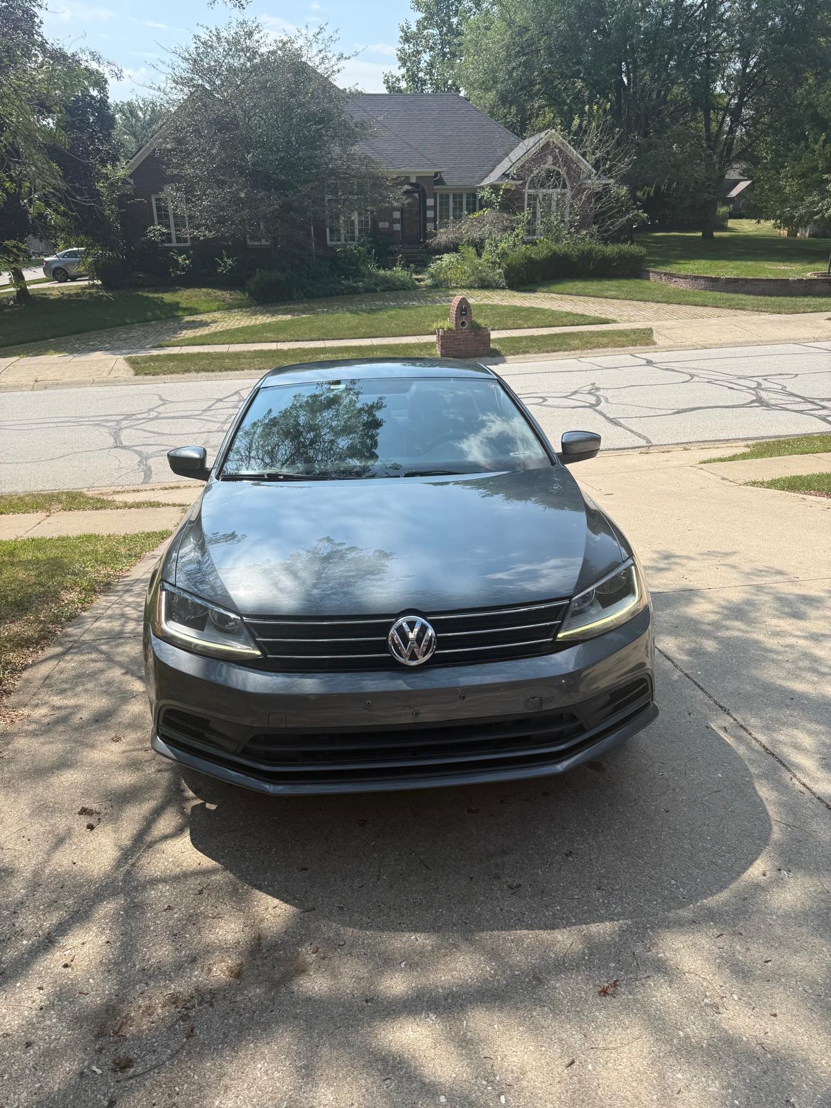 Used 2017 Volkswagen Jetta S FWD image 1