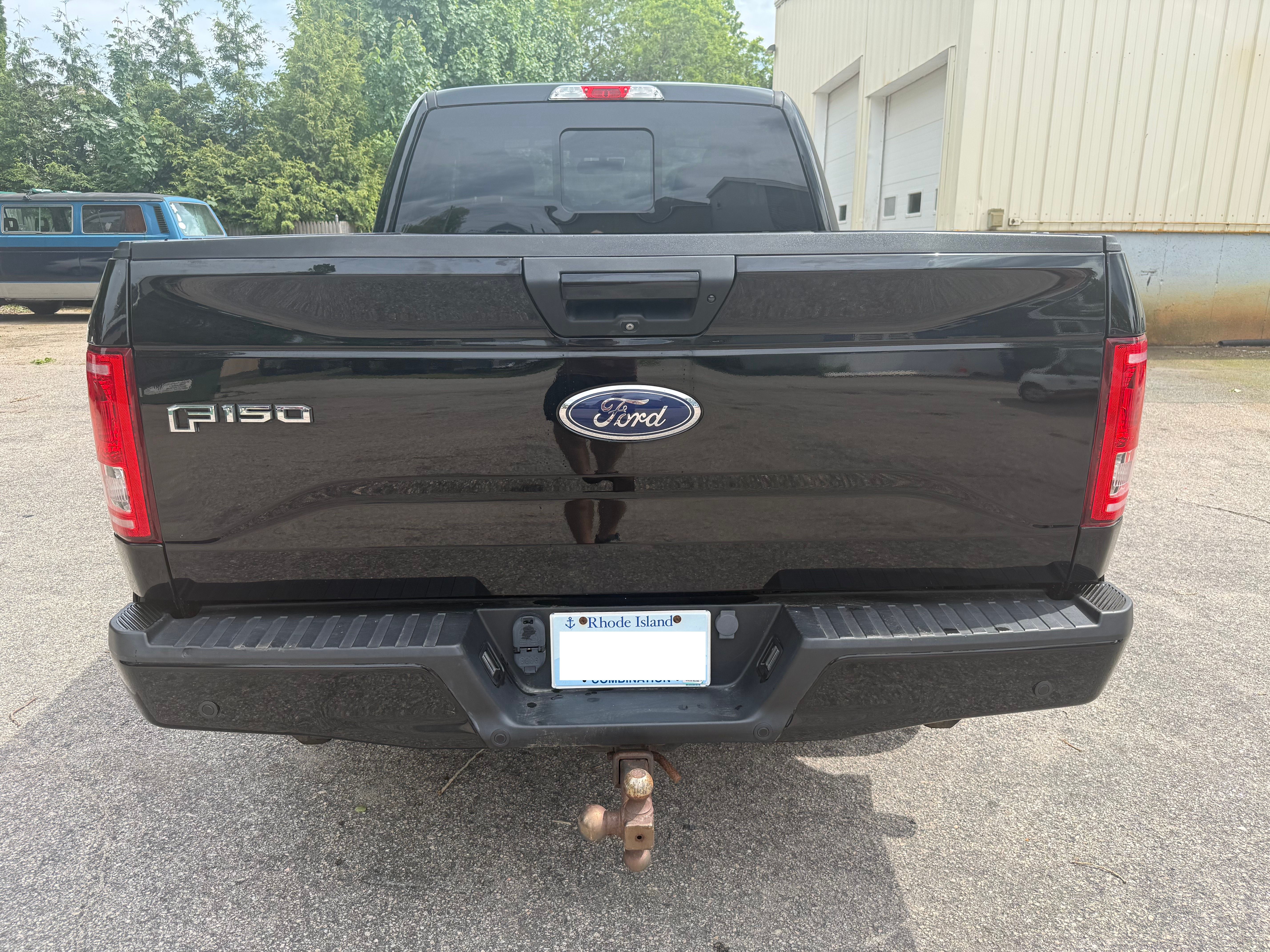 Used 2016 Ford F150 XLT w/ Equipment Group 302A Luxury AWD/4WD image 9