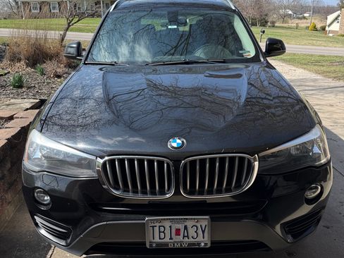 Used 2017 BMW X3 sDrive28i image 2