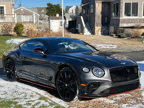 Used 2022 Bentley Continental GT Speed image 3