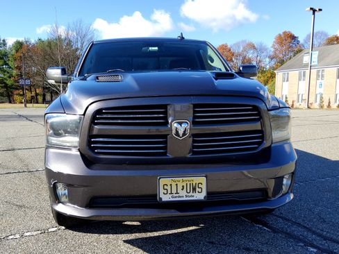 Used 2015 RAM 1500 Sport w/ Convenience Group image 2