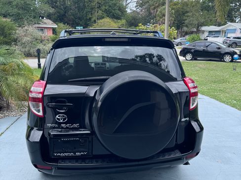 Used 2010 Toyota RAV4 Limited AWD/4WD image 5