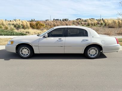 Used 2001 Lincoln Town Car Cartier