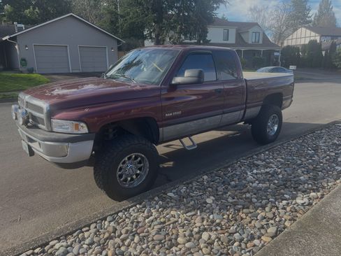 Used 2001 Dodge Ram 2500 Truck 4x4 Quad Cab image 1