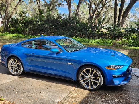 Used 2021 Ford Mustang GT Premium w/ Equipment Group 401A RWD image 2