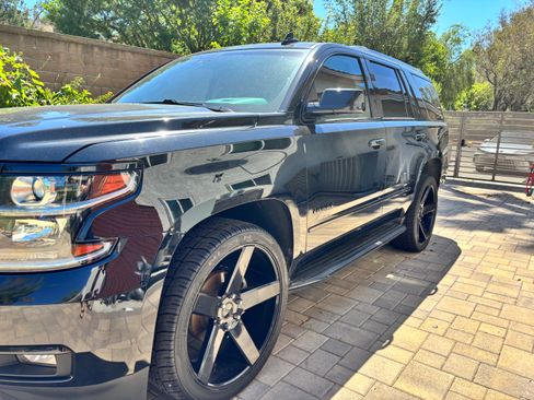 Used 2018 Chevrolet Tahoe Premier w/ RST 6.2L Performance Edition RWD image 10