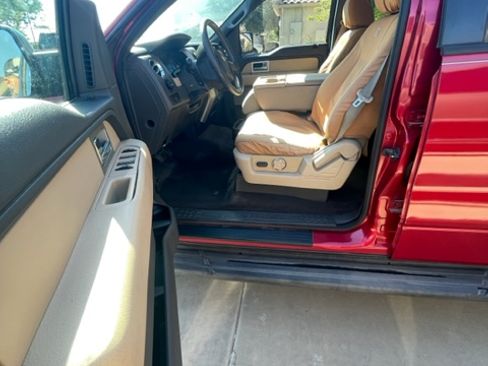 Used 2011 Ford F150 XLT w/ XLT Convenience Pkg image 8