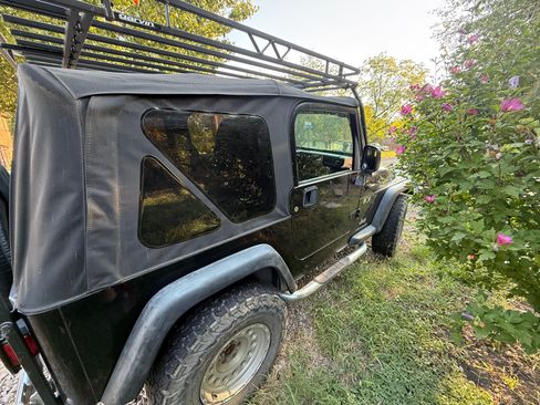 Used 2006 Jeep Wrangler X image 17