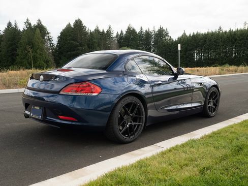 Used 2011 BMW Z4 sDrive30i RWD image 4