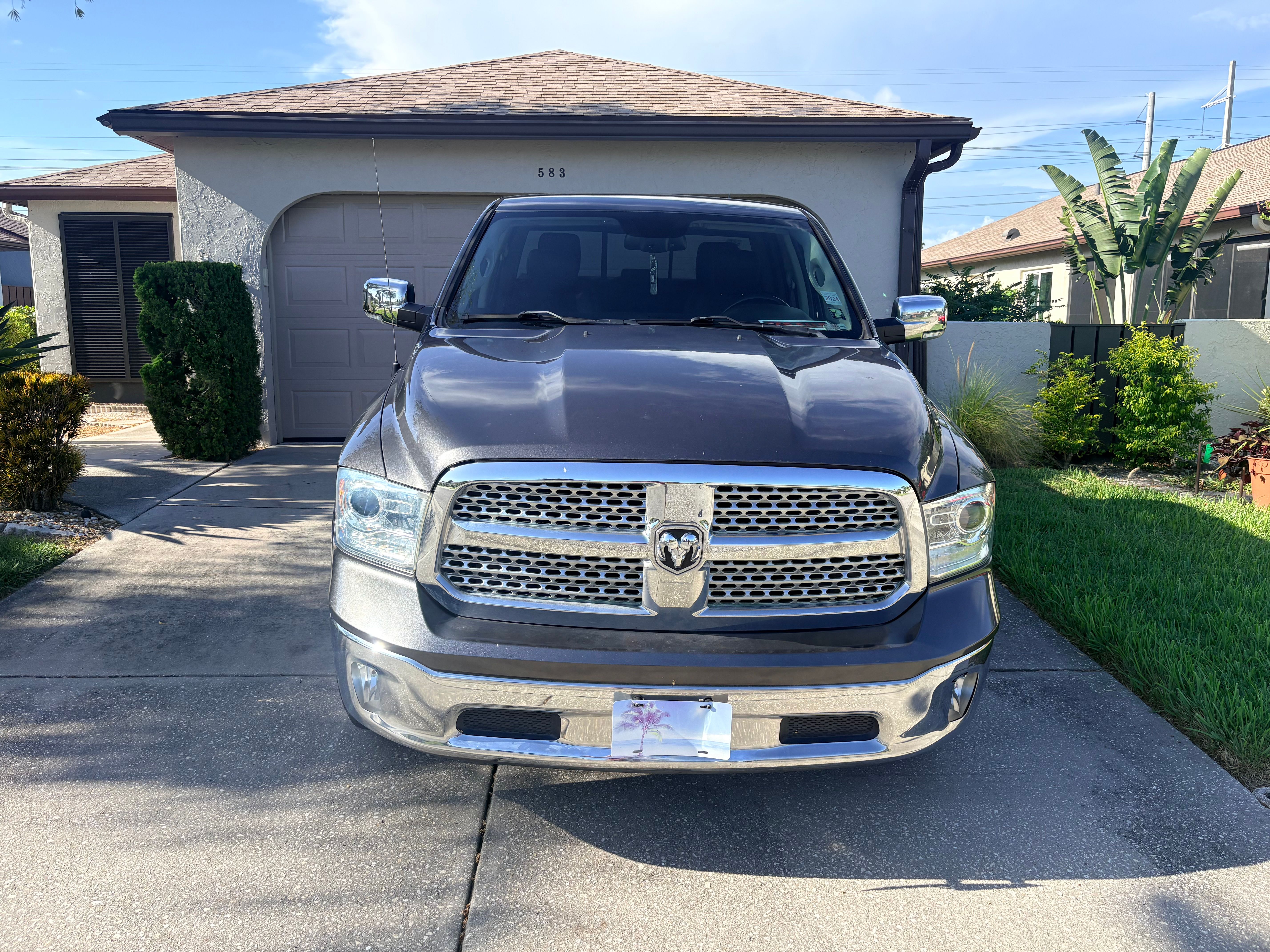Used 2018 RAM 1500 Laramie w/ Cold Weather Group AWD/4WD image 4