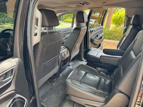 Used 2019 GMC Yukon XL SLT w/ Open Road Package RWD image 22