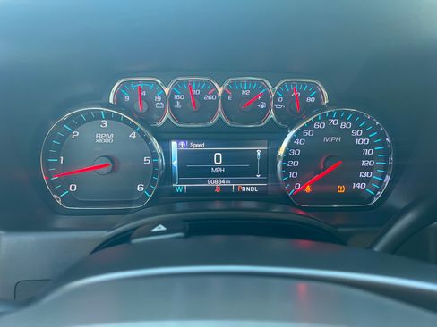 Used 2017 Chevrolet Silverado 1500 LT w/ LT Convenience Package image 17