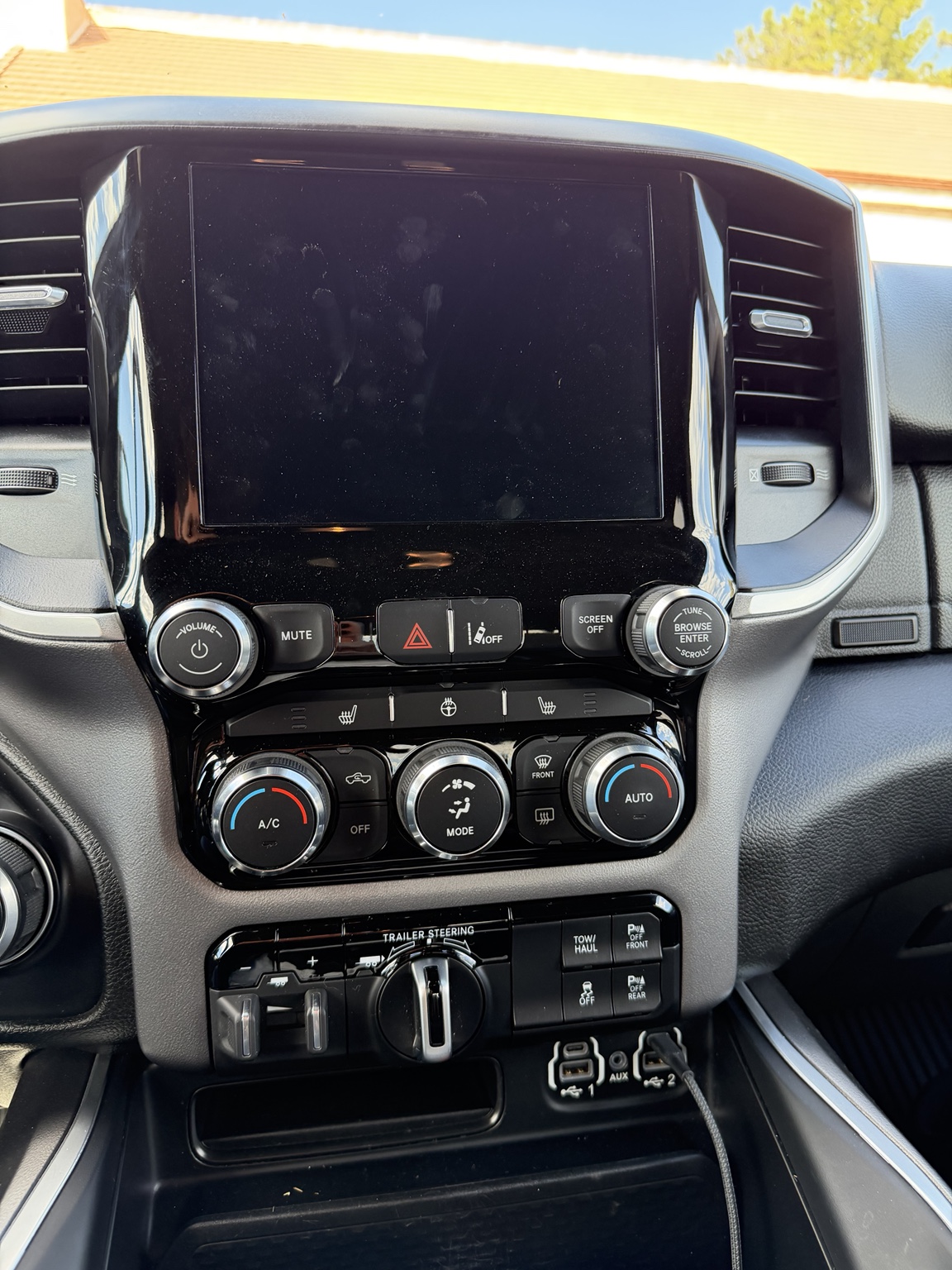 Used 2022 RAM 1500 Big Horn AWD/4WD image 12