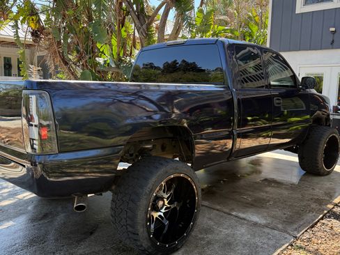 Used 1999 Chevrolet Silverado 1500 LS w/ Off-Road Chassis Pkg AWD/4WD image 19