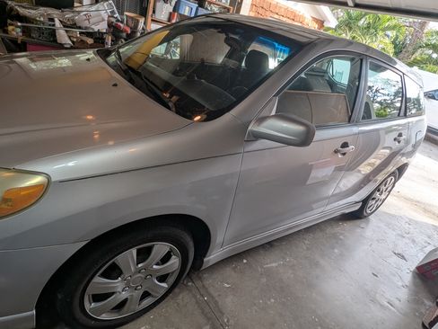 Used 2006 Toyota Matrix image 13