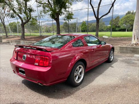 Used 2005 Ford Mustang GT image 8