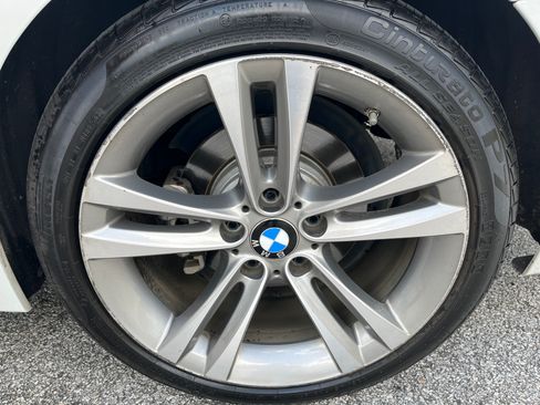 Used 2017 BMW 330i Sedan RWD image 18