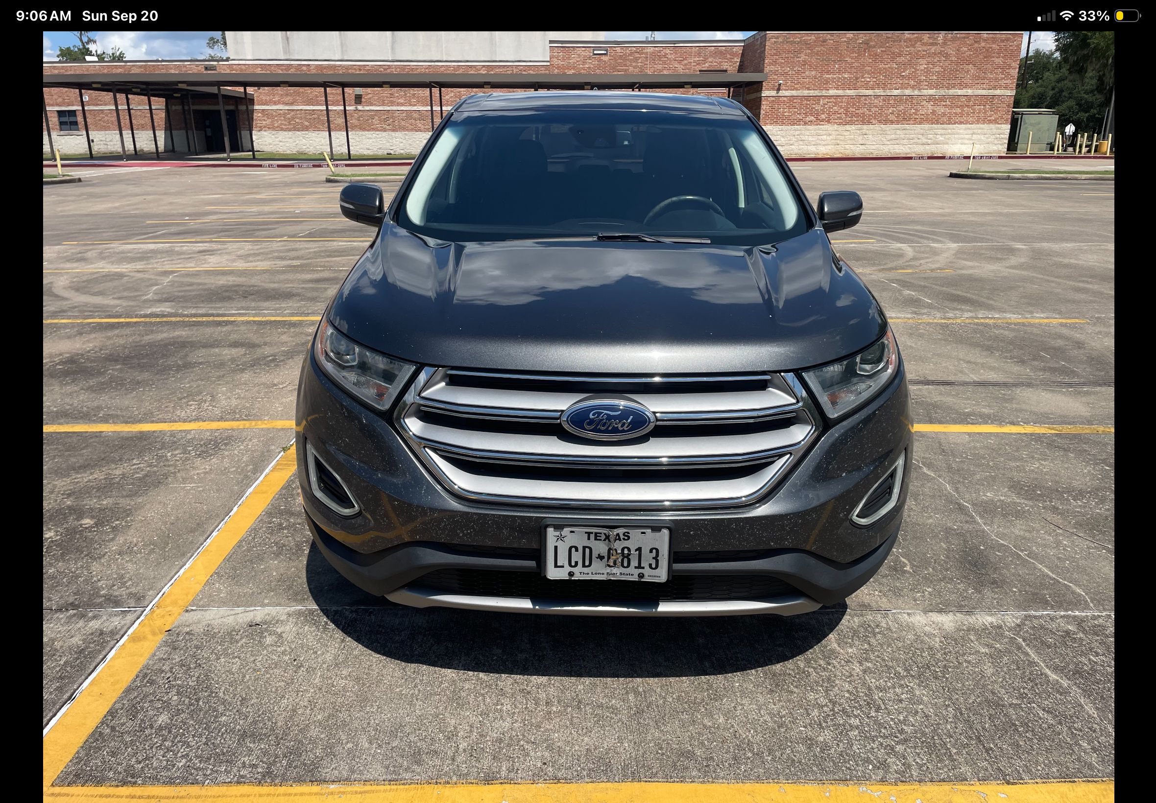 Used 2018 Ford Edge SEL w/ Ford Safe & Smart Package FWD image 2