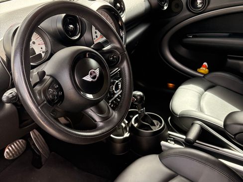 Used 2013 MINI Cooper Countryman S image 4