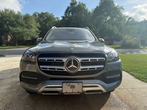 Used 2020 Mercedes-Benz GLS 450 4MATIC image 2