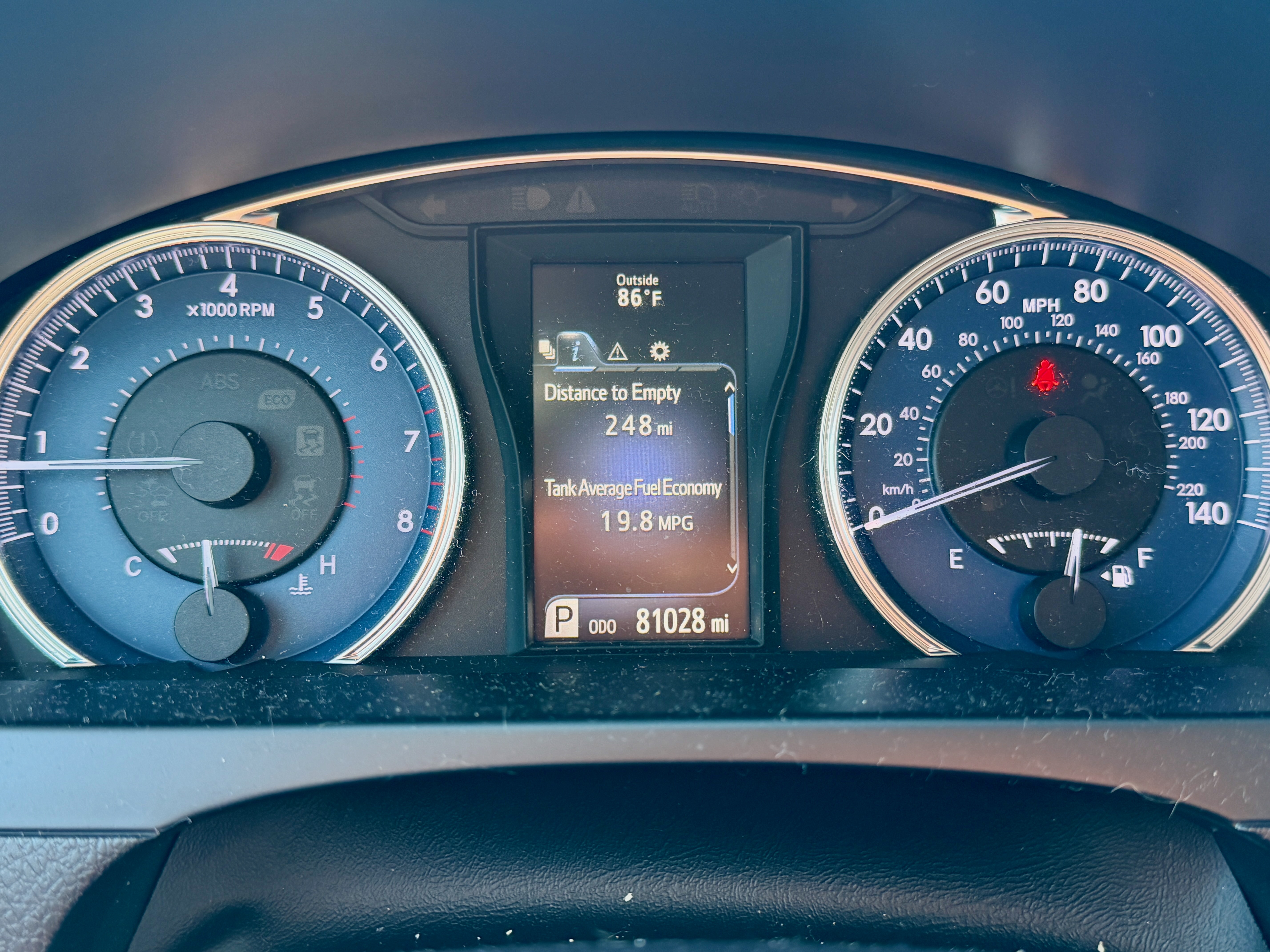 Used 2016 Toyota Camry XLE w/ Moonroof Package FWD image 5