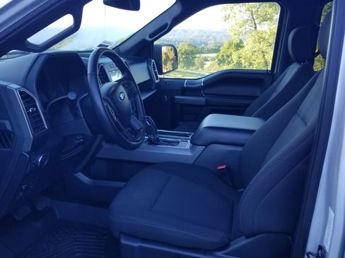 Used 2018 Ford F150 XLT w/ Equipment Group 302A Luxury image 6