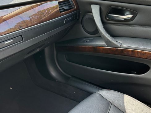 Used 2011 BMW 335d Sedan RWD image 6